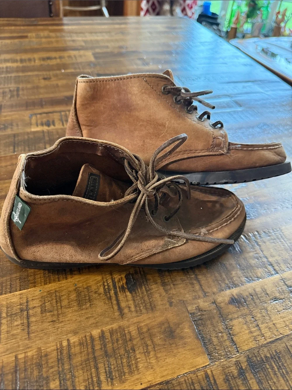 Eastland classic brown